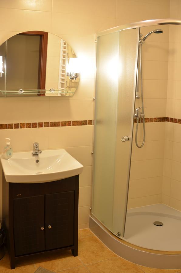 Zagloba Karczma Hotel Opole Ngoại thất bức ảnh